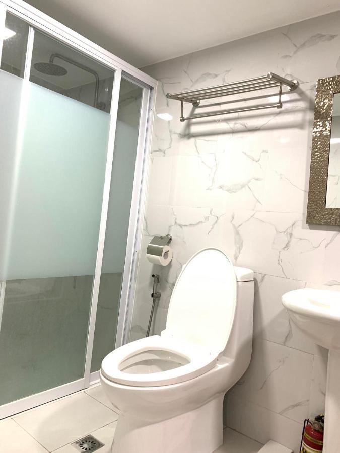2 Bedroom Condo Unit With City And Mountain View Cebu Eksteriør billede