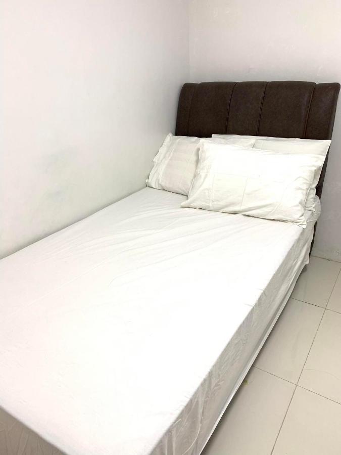 2 Bedroom Condo Unit With City And Mountain View Cebu Eksteriør billede